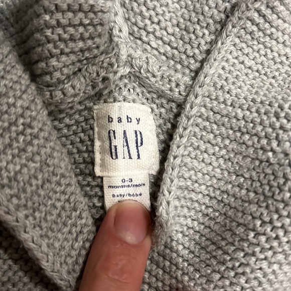 Baby Brannan Bear Sweater 0-3 - Picture 2 of 2